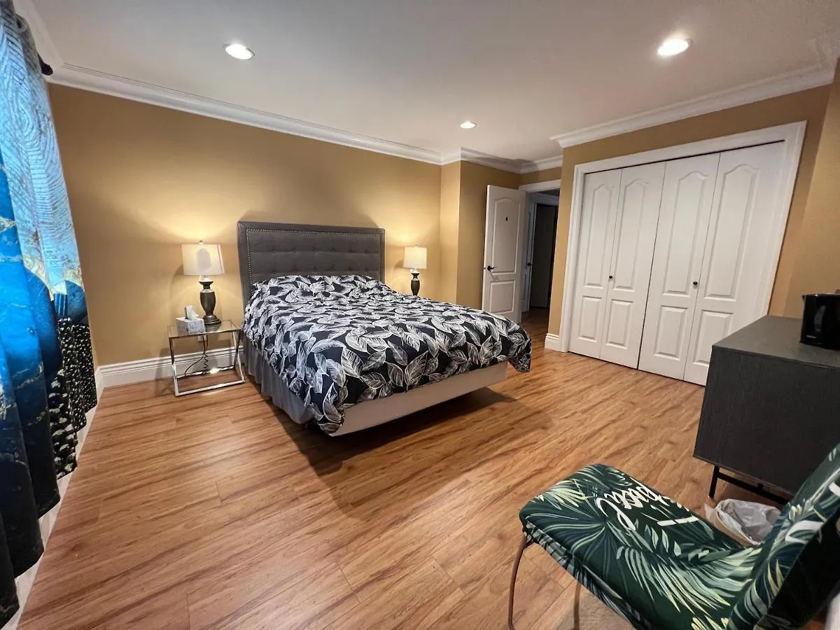 Vancouver Luxury Homestay Richmond
